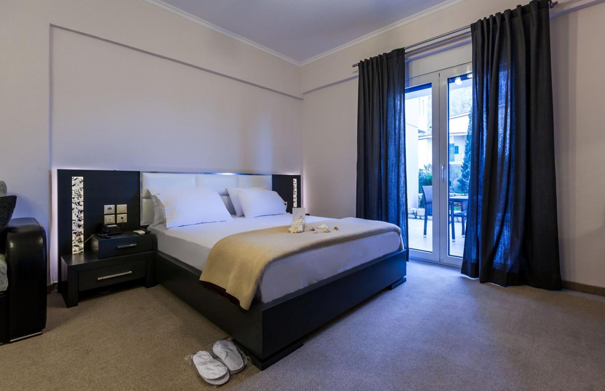Pearl Bay Hotel Apartments Vrontádos Eksteriør bilde