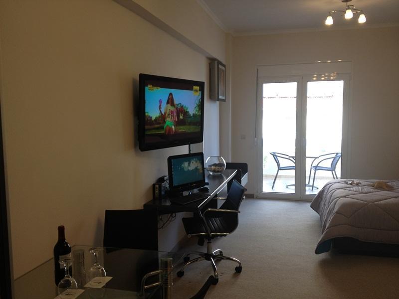 Pearl Bay Hotel Apartments Vrontádos Eksteriør bilde